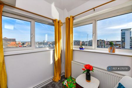 4 bedroom penthouse to rent - Photo 2