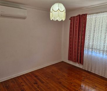 LOVELY 3 BEDROOM FAMILY HOME OVERLOOKING A PARK - Photo 1