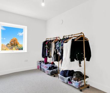 5 bedroom detached house to rent - Photo 6