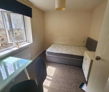 4 bedroom house to rent - Photo 2