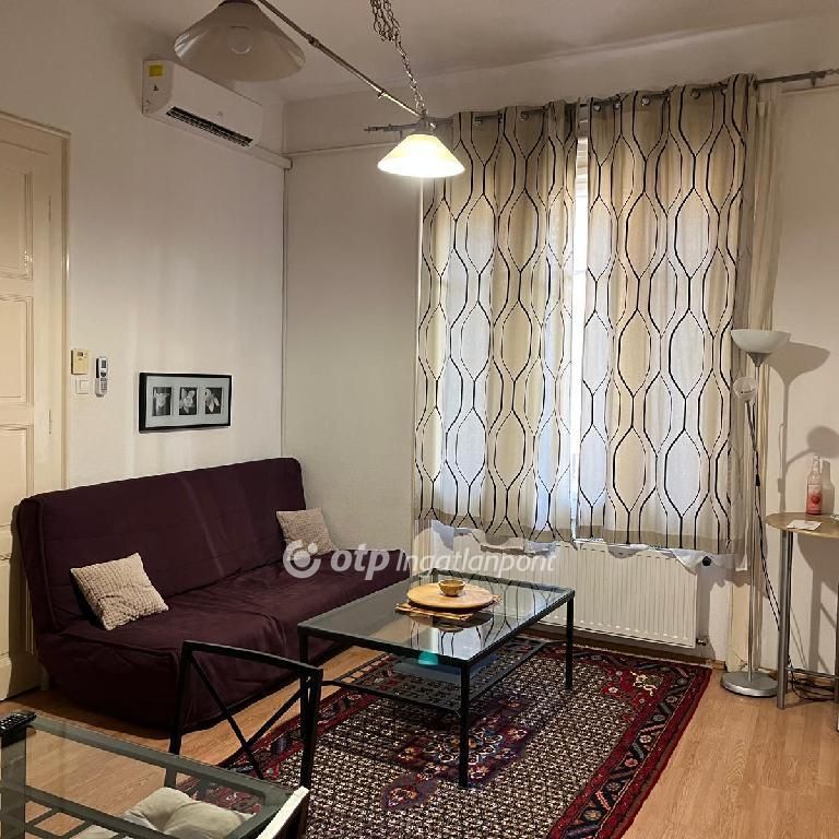 lipot varos, 1055, Budapest - Fotó 1