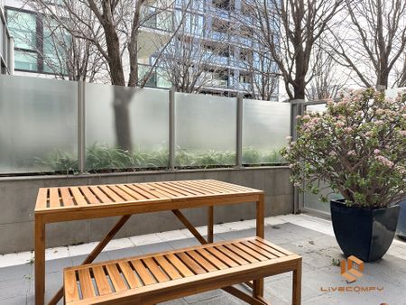 West Melbourne - Photo 3