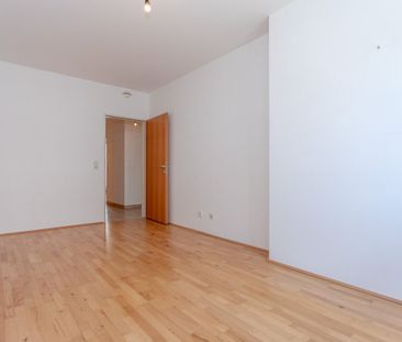 Hofstetten - schöne 3 Zimmerwohnung mit Loggia - Photo 3