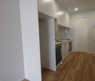 Great 1 Bedroom Apartment - Photo 2