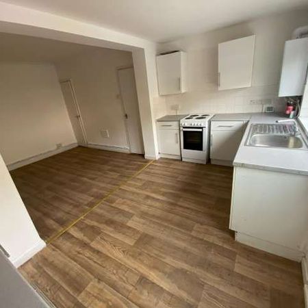 2 bed terraced house to rent in Delaval Terrace, Blyth, NE24 - Photo 3