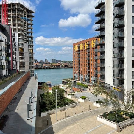 2 Bed Flat, Centenary Plaza, SO19 - Photo 4