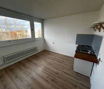 Location Appartement 1 pièce 17m² LILLE 59000 - Photo 3