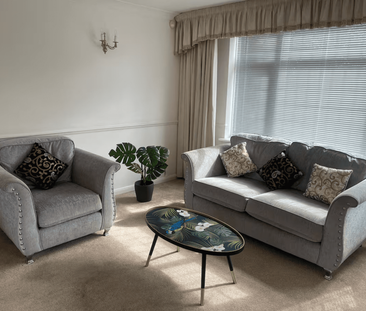 3 bedroom detached house to rent - Photo 4