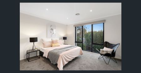 Beautiful 3 Bedroom Townhouse - Photo 5