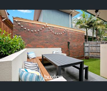 1/32 Parkers Road, Parkdale, Vic 3195 - Photo 2