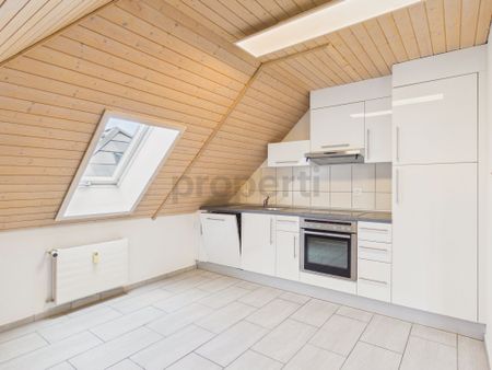 Charming 3.5-room apartment in Rorschach with lake view - Photo 3