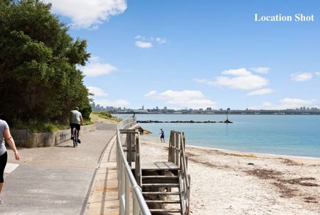 Beachside Brilliance With A Designer Renovation - Photo 4