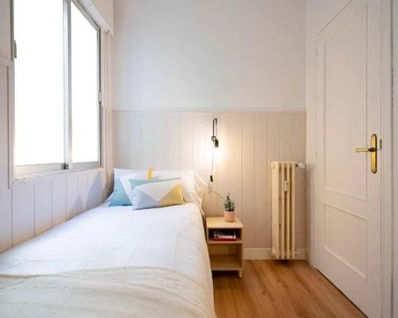 Calle del Doctor Gómez Ulla, Madrid, Community of Madrid 28028 - Photo 5