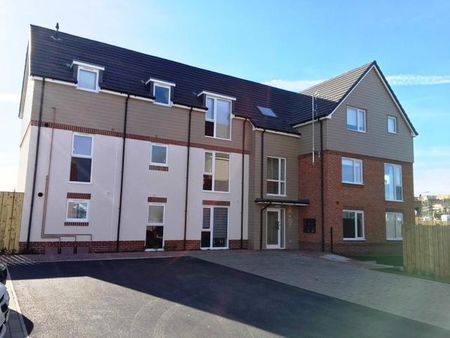 2 bedroom flat to rent - Photo 3