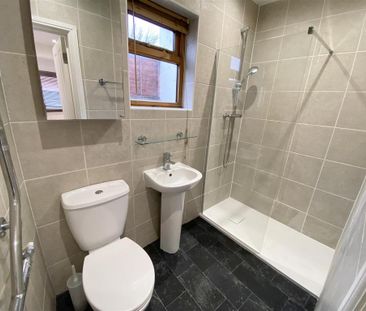 Studio to rent - Photo 6