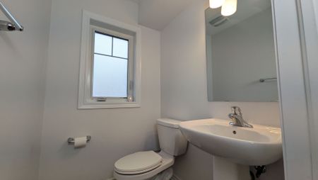 For Lease - 2500 Hill Rise Court Unit# 121, Oshawa, Ontario - Photo 5