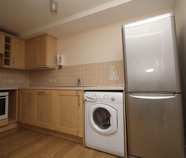 3 bedroom apartment to rent - Photo 5