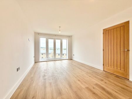 2 bedroom apartment to rent - Photo 5
