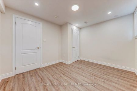 Detached Home For Lease | E8463814 - Photo 5