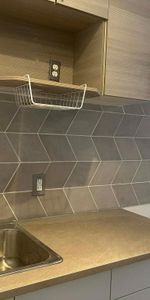 Grand 3 ½ rénové, lumineux, tout inclus - Emplacement de choix à St-Laurent - Photo 4