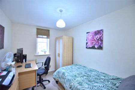 Sanderson Villas, St James Village, Gateshead, NE8 - Photo 3
