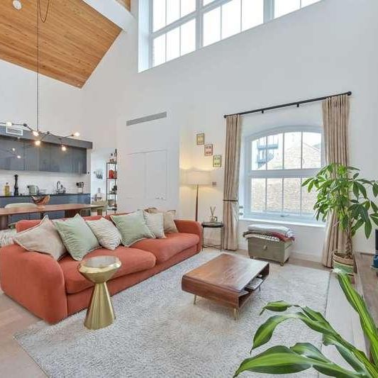 Bubbling Well Square, Wandsworth Town, SW18 - Photo 1