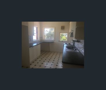 3-bedroom home with water views - Photo 5