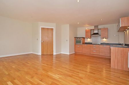 2 bedroom flat to rent - Photo 5