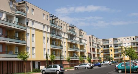 location Appartement T4 DE 87.34m² À ST ESTEVE - Photo 5