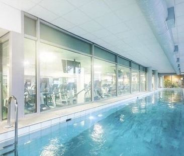 2 Bed Flat, Madison Building, SE10 - Photo 1