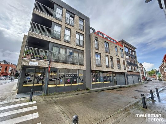 Uniek gemeubeld duplexappartement met garage - Foto 1