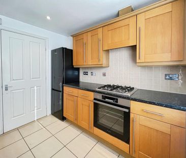 Sachfield Drive, Chafford Hundred, Grays, RM16 - Photo 6