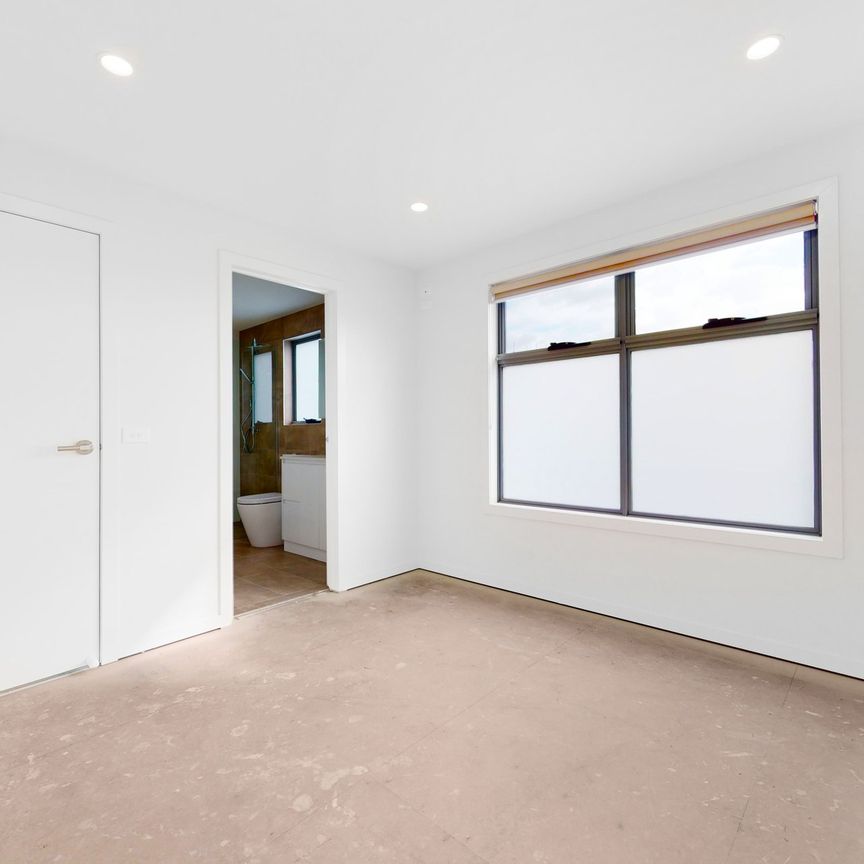 3/156 Napier Street, Essendon - Photo 1