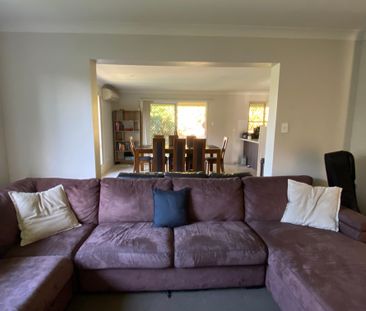 Coomera - Photo 1