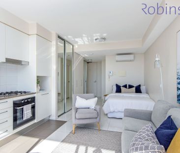 Air-conditioned studio apartment with WOW views. - Photo 4