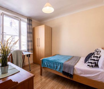 4 bedroom house to rent - Photo 4