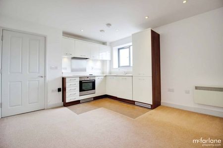 Cardean House Fire Fly Avenue, Swindon, Swindon, SN2 - Photo 3