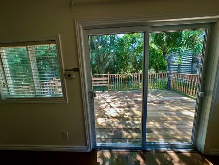 For Lease - 107 Elmhurst Avenue, Toronto, Ontario - Photo 4