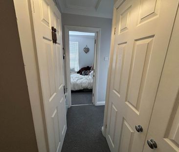 1 bedroom flat to rent - Photo 6