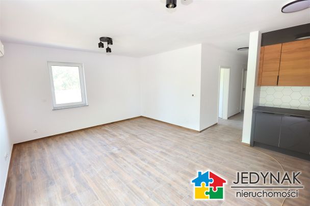 Czarnowąsy, Opole - Photo 1