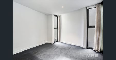 Luxury Living with Private Rooftop - Photo 4