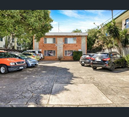 4/292 Sheridan Street, Cairns North, Qld 4870 - Photo 4