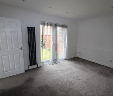 2 bedroom terraced house to rent - Photo 6