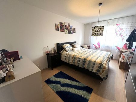 Befristet bis 30.11.2027 / Charmante 4.5 Zimmerwohnung in Brüttisel... - Photo 2