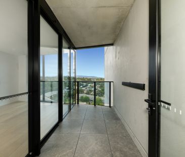 Brand New Living at "The Shard" - Modern Style and Ultimate Conveni... - Photo 6
