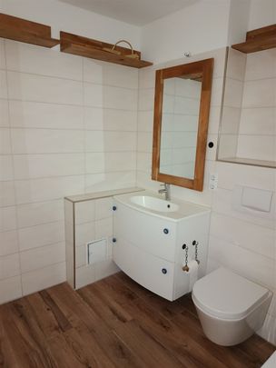 Wohnen in Schönefeld: 3-Zi. Whg mit offener Küche, Balkon, LIFT im Haus - Photo 1