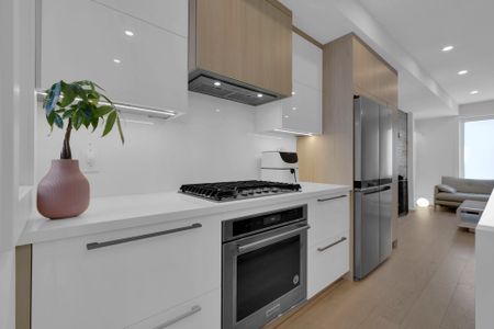 For Lease - 274 Roxton Road Unit# Main, Toronto, Ontario - Photo 4