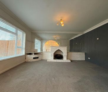 3 bedroom end of terrace house to rent - Photo 3
