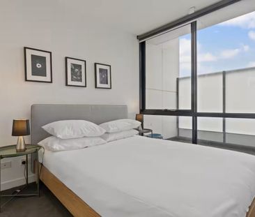 Stunningly Furnished 2 Bedroom in Little Ox Apartments - Photo 5