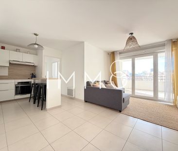 Location Appartement 3 pièces 56m² MARSEILLE 8ème - Photo 2